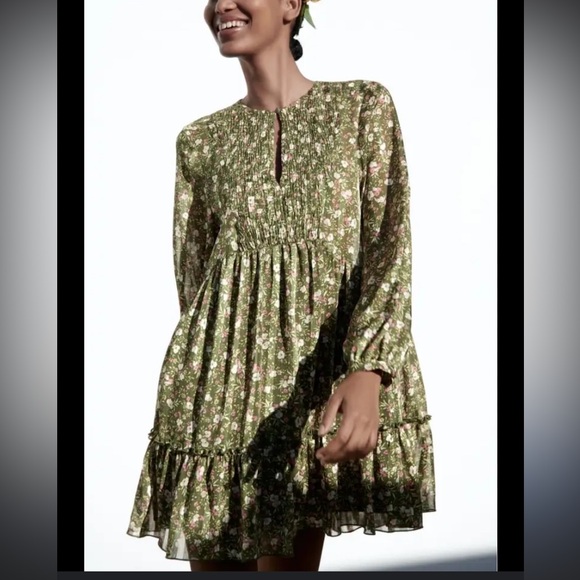 Zara Dresses & Skirts - Zara limited edition floral print green dress